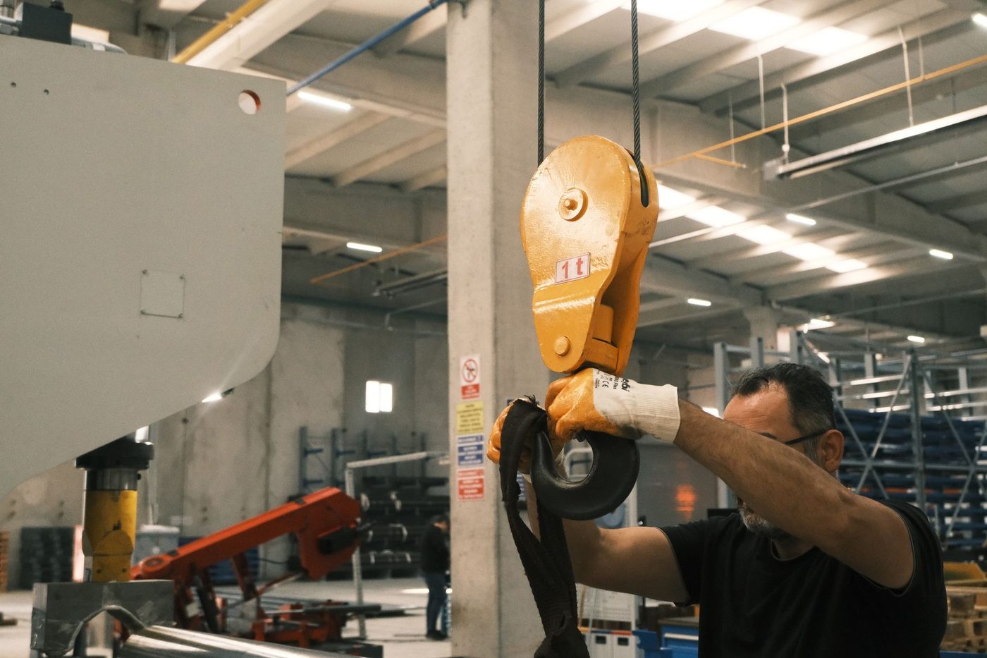 Lavori di fabbricazione industriale su assemblaggi metallici
